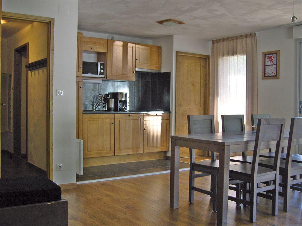 Lagrange Vacances Le Clos Saint Hilaire Exterior foto