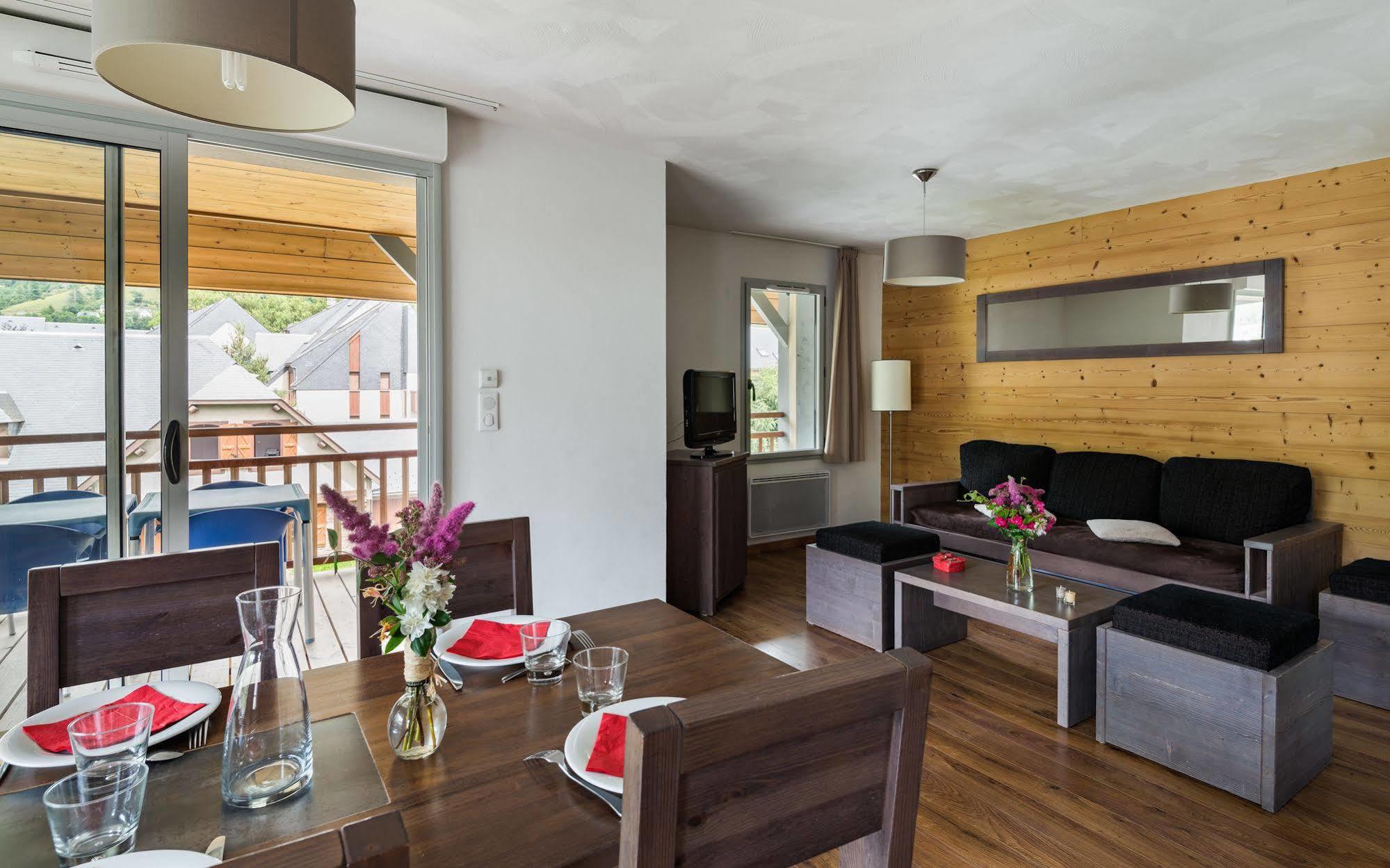 Lagrange Vacances Le Clos Saint Hilaire Exterior foto