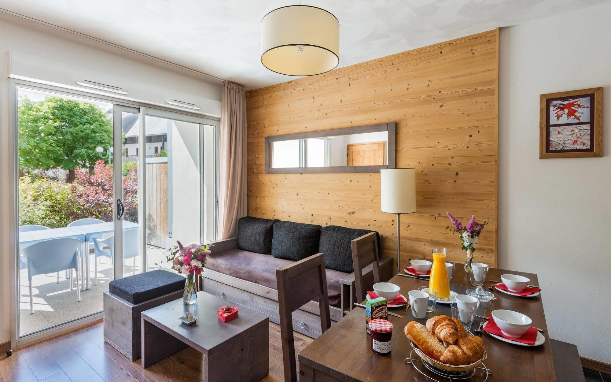 Lagrange Vacances Le Clos Saint Hilaire Exterior foto